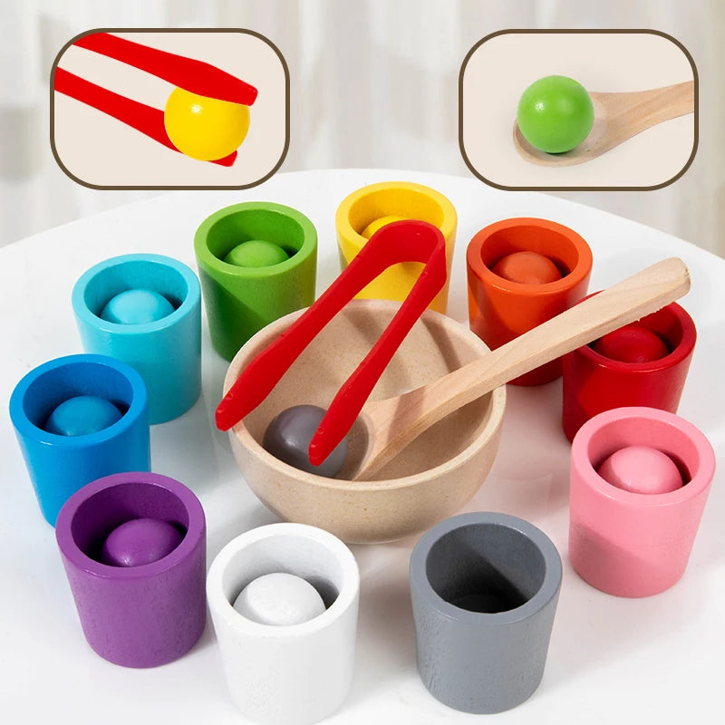 Montessori-Farbzuordnungsspiel aus Holz mit Bechern