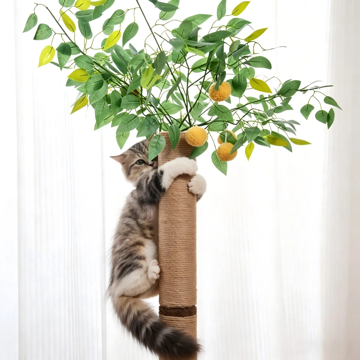 Dekorative Katzen-Kratzsäule mit Sisal in Baum-Designs
