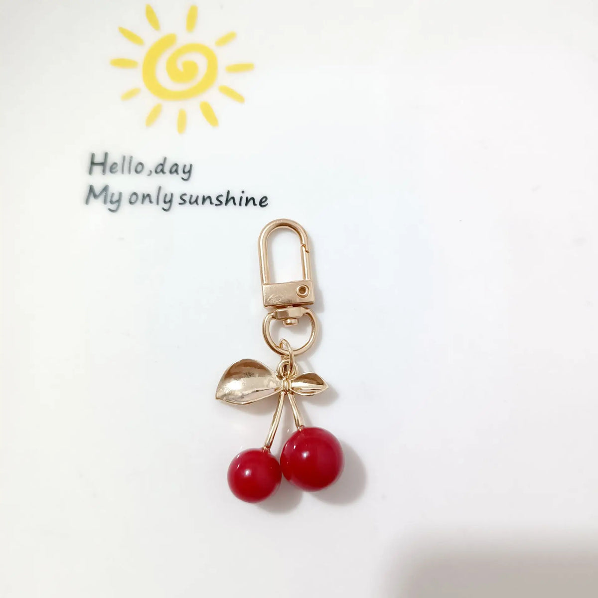 Niedlicher Taschenanhänger, Schlüsselanhänger mit Kirsch - Anhänger, Modell B