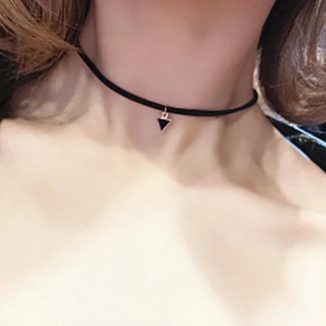 Samt-Spitzen Choker Halskette – Vintage Gothic | Damen, Triangle 28